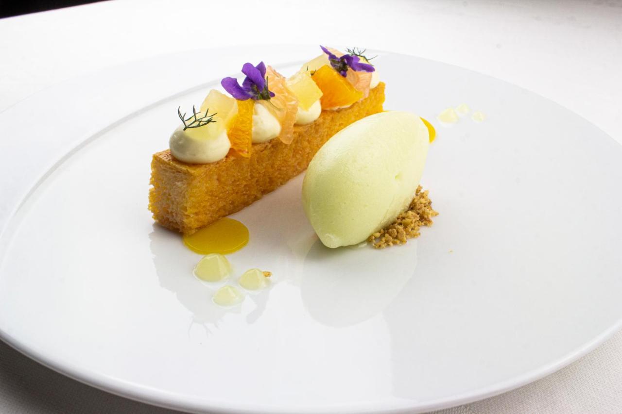 Chateau D'Origny, Chambres D'Hotes Et Restaurant Gastronomique Ouches Buitenkant foto