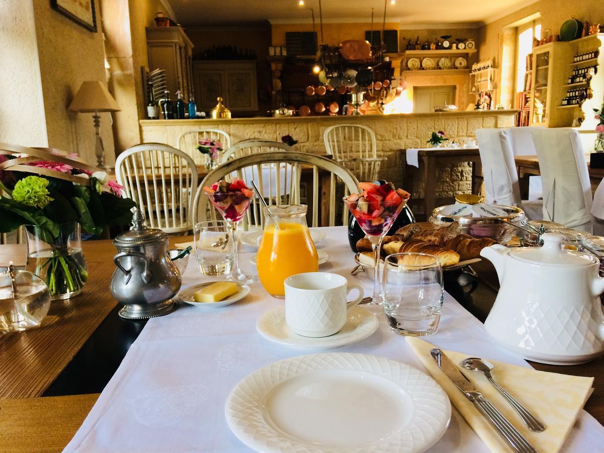 Chateau D'Origny, Chambres D'Hotes Et Restaurant Gastronomique Ouches Buitenkant foto