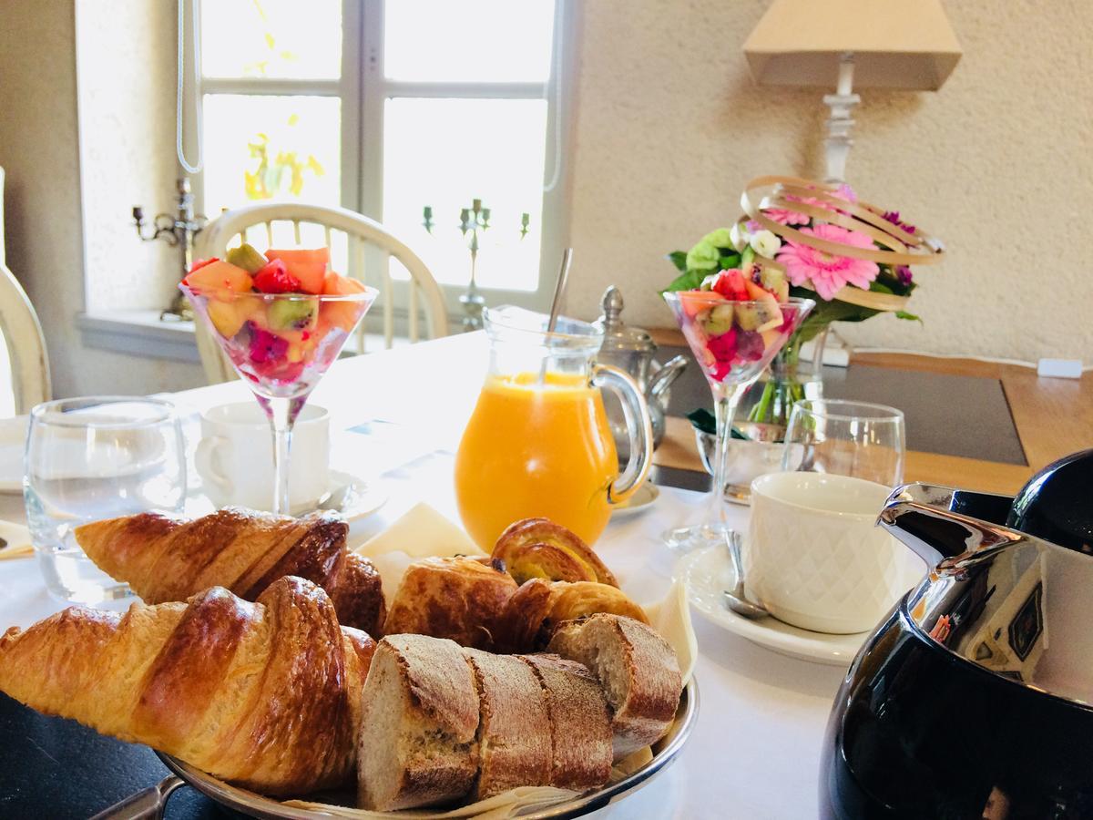 Chateau D'Origny, Chambres D'Hotes Et Restaurant Gastronomique Ouches Buitenkant foto