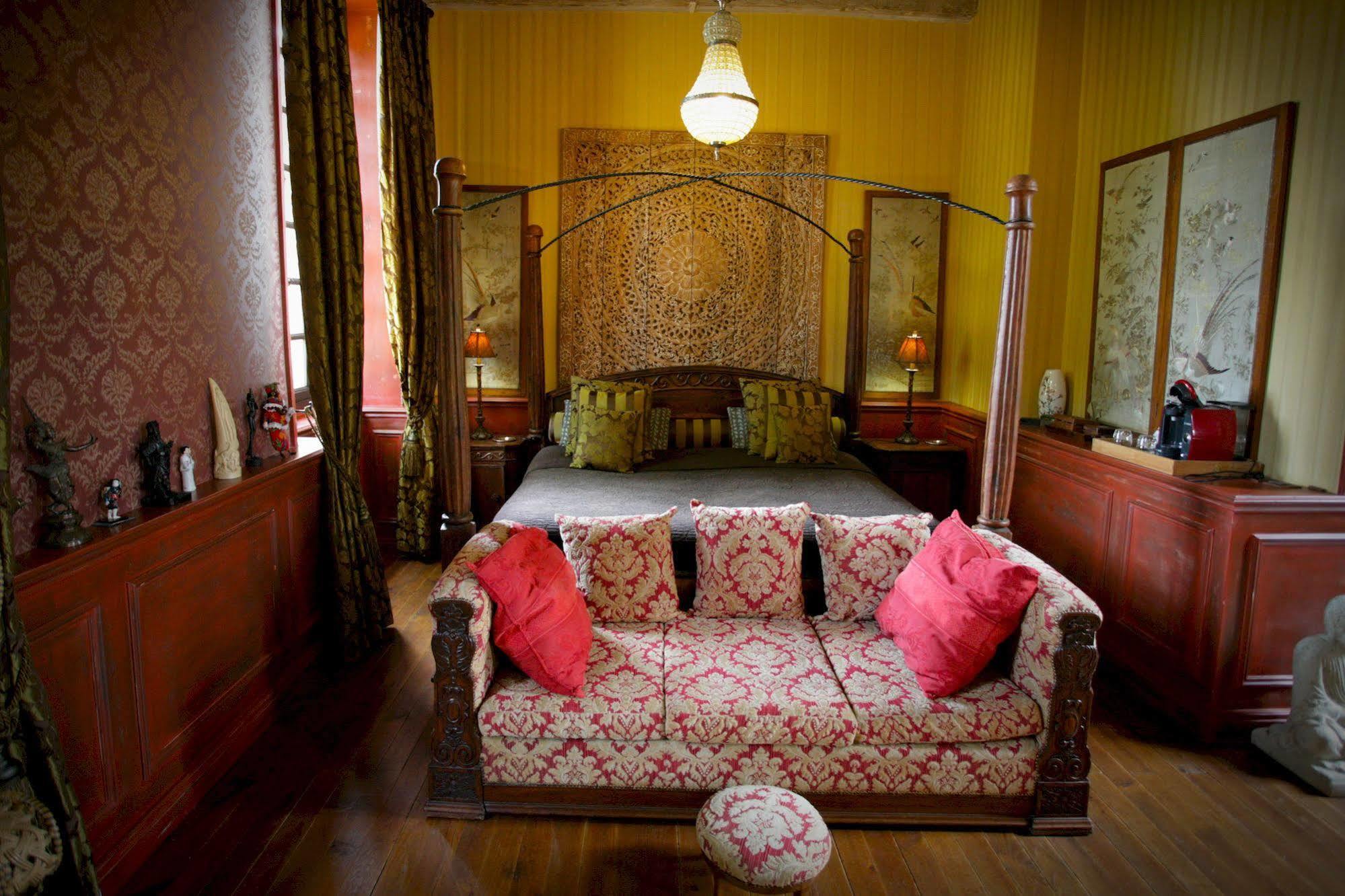 Chateau D'Origny, Chambres D'Hotes Et Restaurant Gastronomique Ouches Buitenkant foto